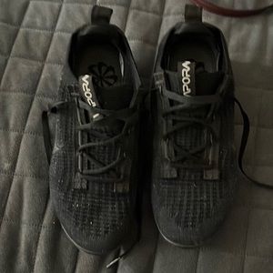 Nike vapormax women size 6